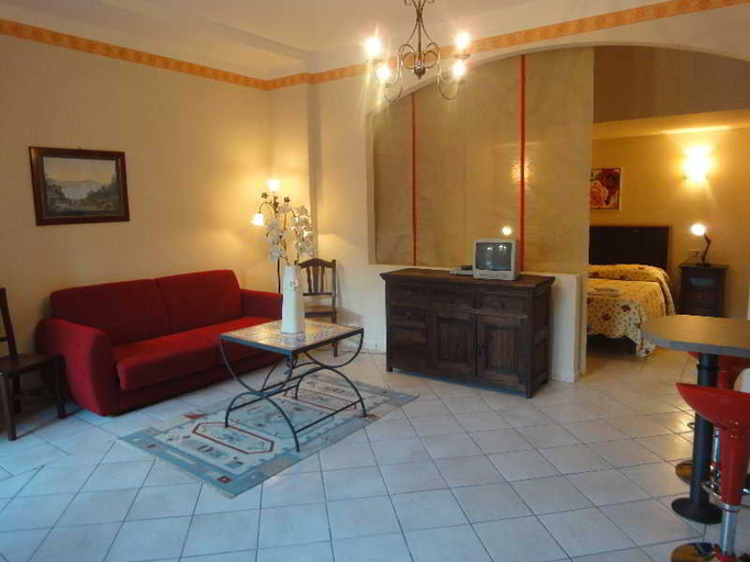 Public Area 3, Villamirella, Salerno