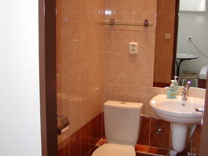Bathroom 3, Beta Pension, Praha 2