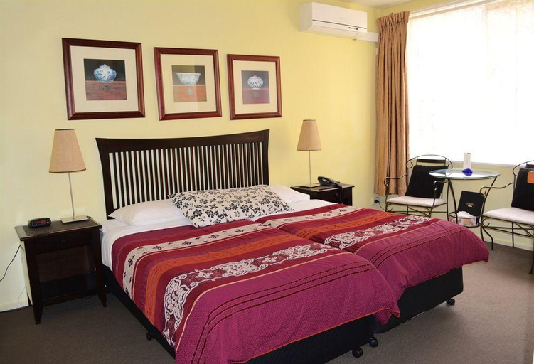 Knightsbridge Apartments, Melbourne