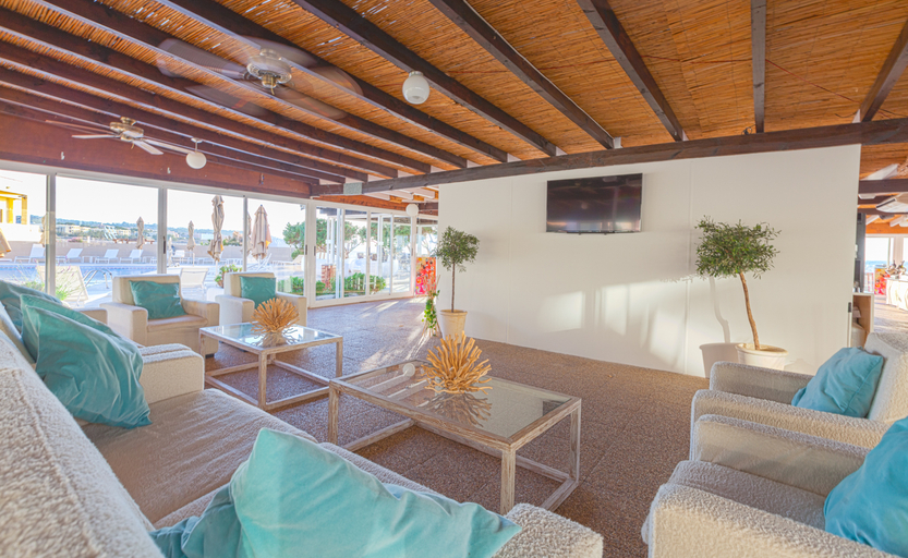 Public Area 4, Can Salia, Baleares