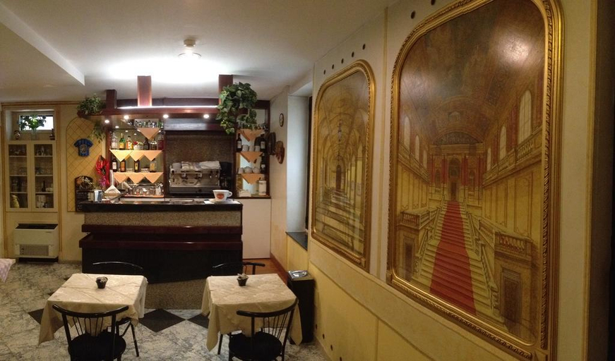 Food & Drinks 3, Hotel Vienna, Milano