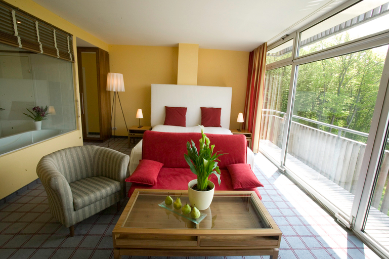 Bedroom 3, Berghotel Tulbingerkogel, The Originals Relais, Tulln