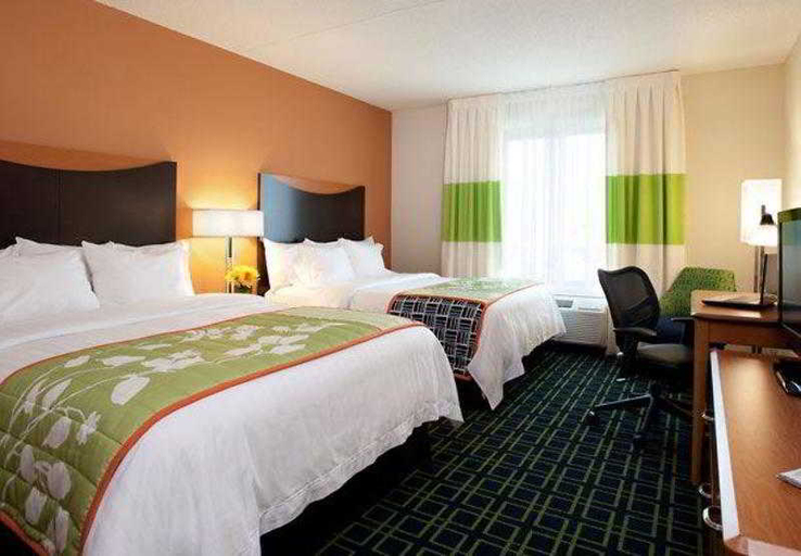 Bedroom 3, Fairfield Inn & Suites Winnipeg, Division No. 11