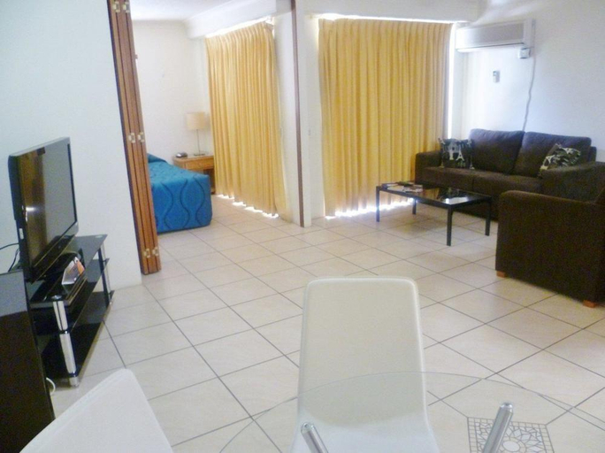 Public Area, Aruba Beach Resort, Gold Coast