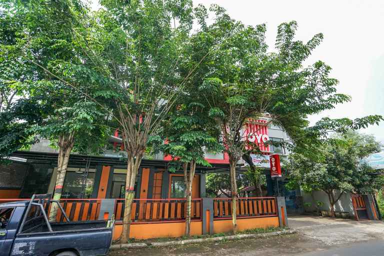 Others, OYO 587 Penginapan Sinar Harapan, Probolinggo