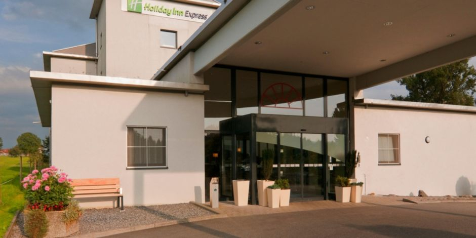 Exterior & Views 1, Holiday Inn Express Luzern-Neuenkirch, Sursee