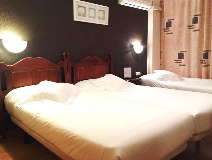 Bedroom 3, Arriadh, Córdoba