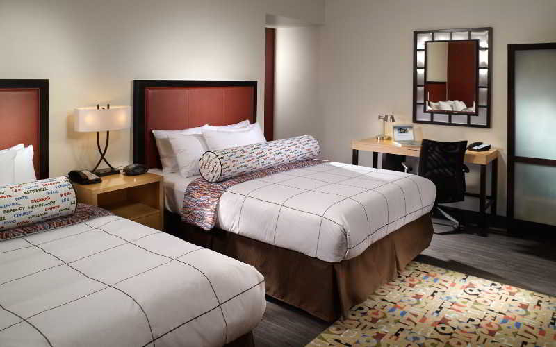 Bedroom 3, Courtyard Atlanta Downtown, Atlanta