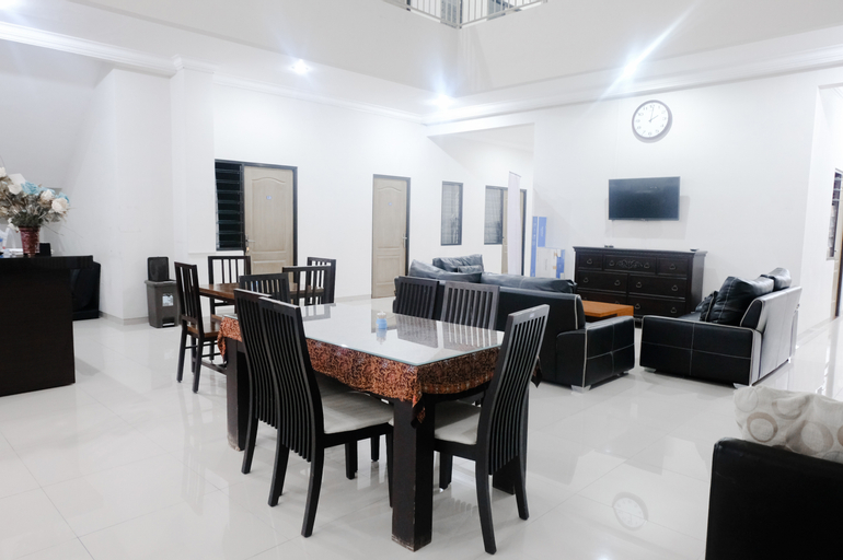 Dining Room, New Bandahara Exclusive, Malang