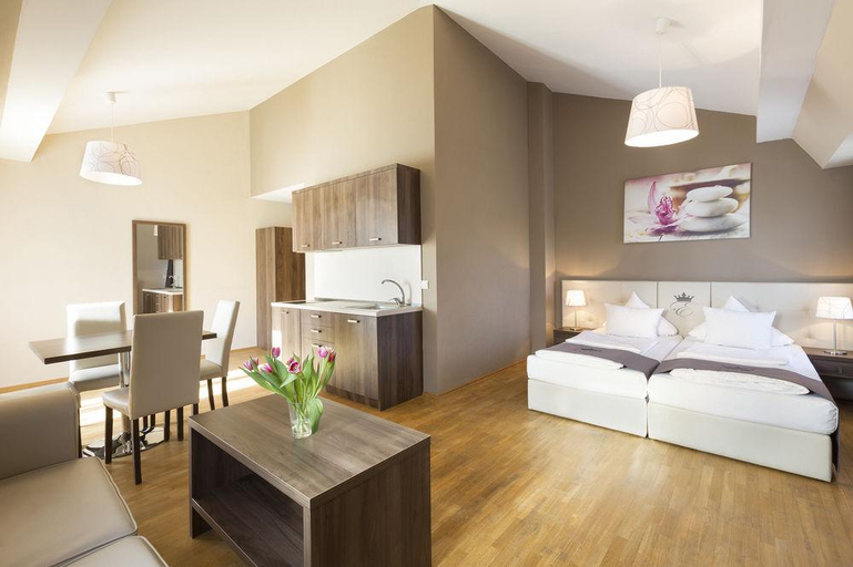 Bedroom 3, Empress Boutique Hotel, München