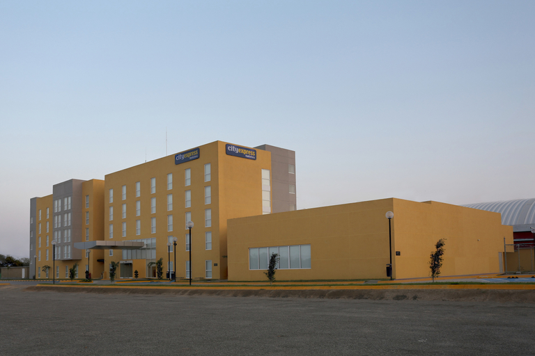 Exterior & Views 2, City Express by Marriott Salina Cruz, Dist. Tehuantepec