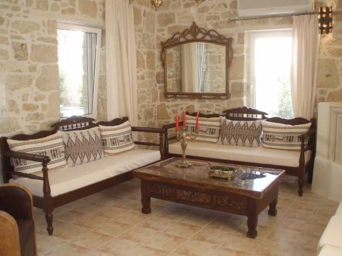 Public Area 3, Villa Oasis, Faistos