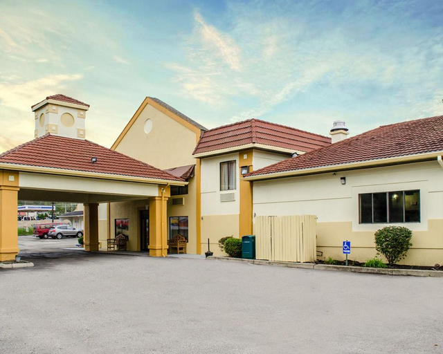 Exterior & Views 2, Quality Inn & Suites Medina- Akron West, Medina
