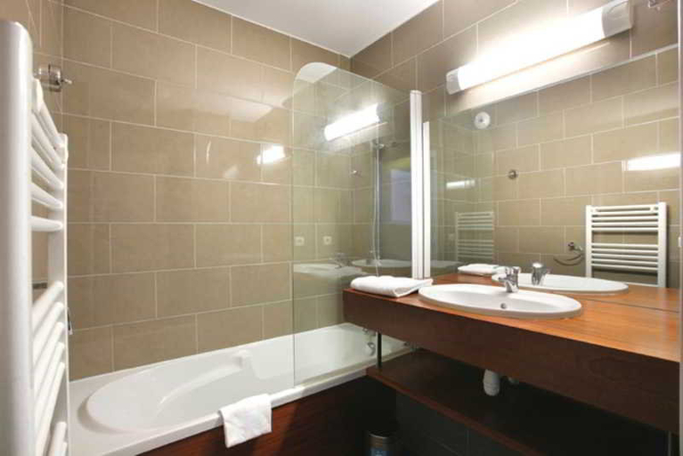 Bathroom 4, Lagrange Le Pic De L'ours, Pyrénées-Orientales