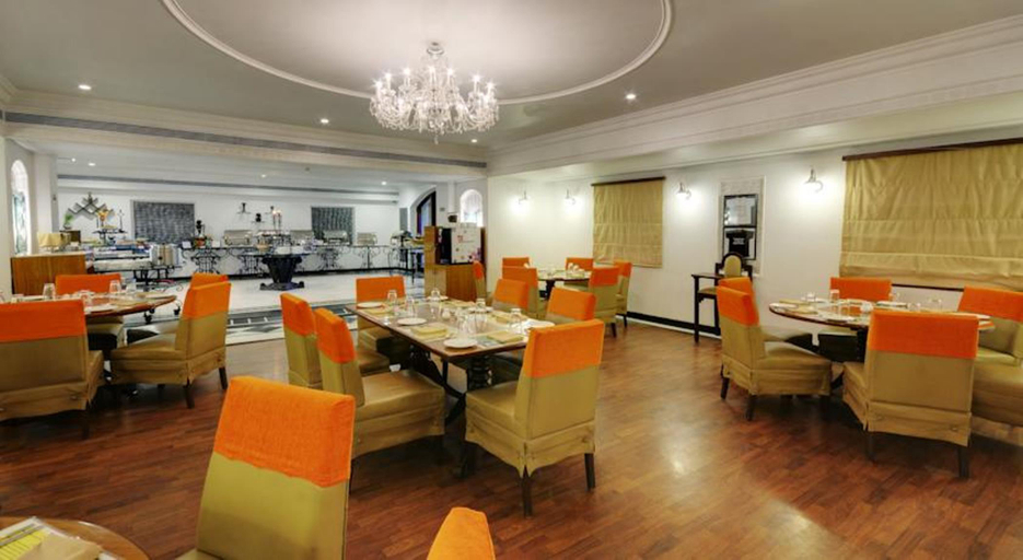 Food & Drinks 5, Lemon Tree Premier - The Atrium, Ahmadabad