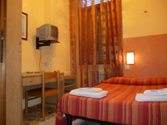 Bedroom 3, Hotel San Giovanni, Milano