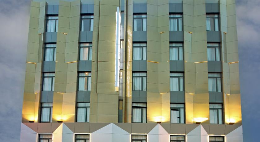 Exterior & Views 2, Sotis Hotel Falatehan Blok M, South Jakarta