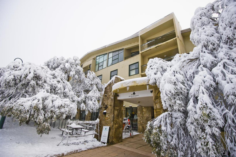 Exterior & Views 2, Mt Buller Chalet Hotel & Suites, Mount Buller Alpine Resort