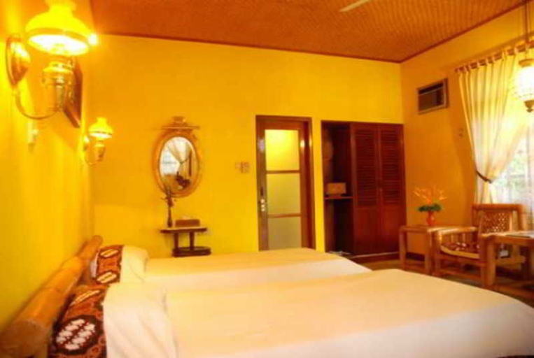Bedroom 1, Poeri Devata Resort Hotel, Sleman