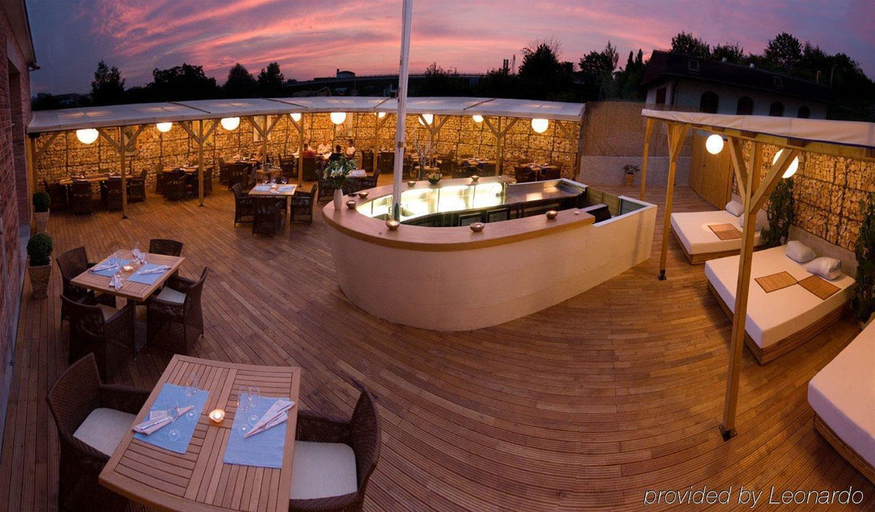 Food & Drinks 5, Restaurant & Design Hotel Noem Arch, Brno