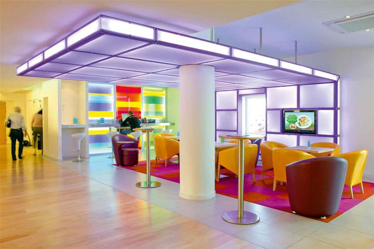 Public Area 2, ibis Lisboa Alfragide, Amadora