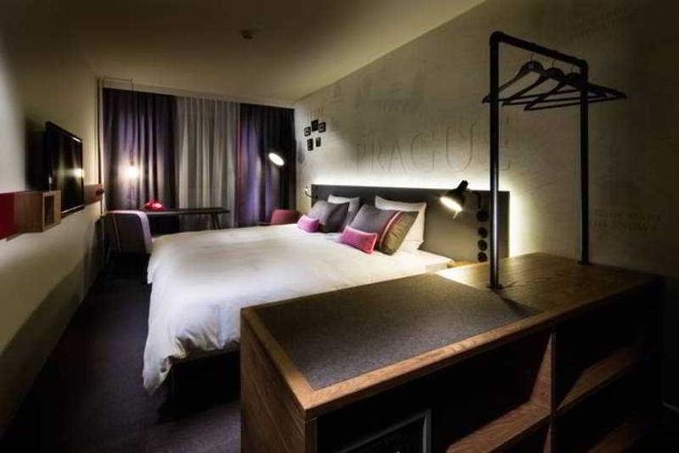 Bedroom 4, Pulse 8, Praha 7