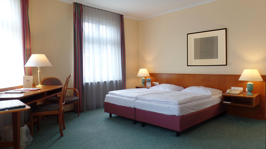 Bedroom 2, Galerie Hotel Leipziger Hof, Leipzig