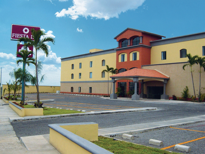 Exterior & Views 1, Fiesta Inn Colima, Colima