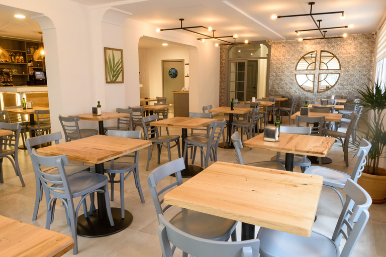 Food & Drinks 2, Hostal Restaurante La Isla S.L., Baleares