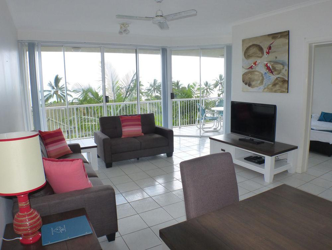 Public Area 4, On the Beach Holiday Apartments, Cairns