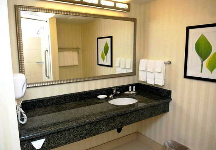 Bathroom 5, Fairfield Inn & Suites Portland North, Multnomah