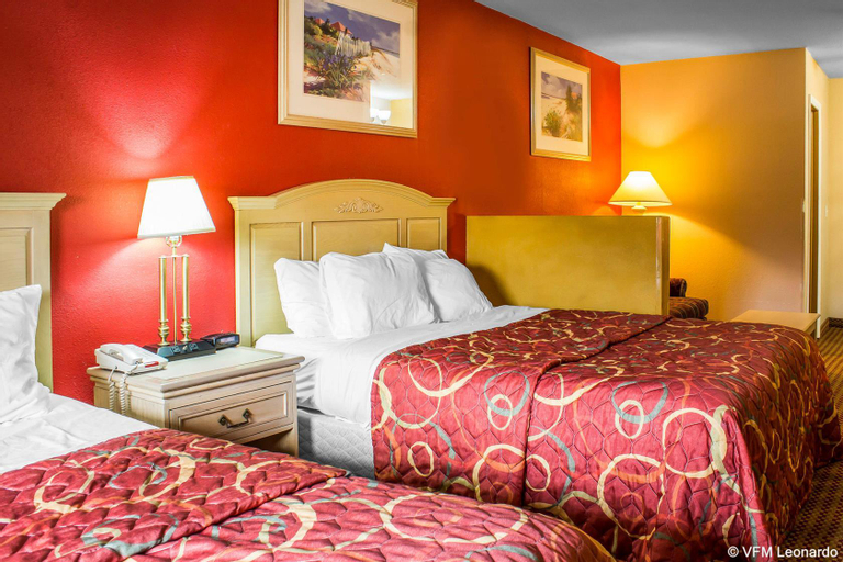 Econo Lodge Inn & Suites, Pottawattamie