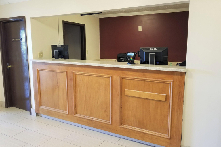 Public Area 3, Red Roof Inn Dahlgren – Naval Base, King George