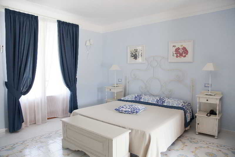 Bedroom 2, Residence Mendolita, Messina