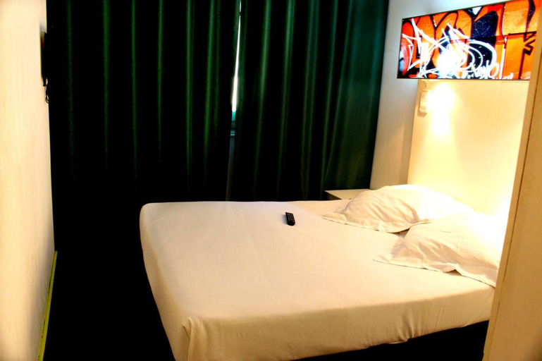 Bedroom 4, Hostal Raval Rooms, Barcelona