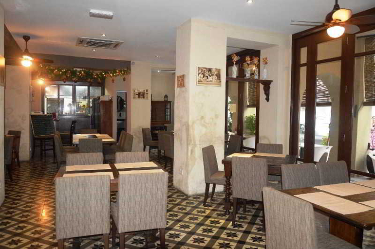 Public Area 4, Campbell House, Penang Island