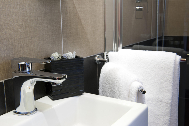 Bathroom 4, Le Case Dello Zodiaco albergo diffuso, Ragusa