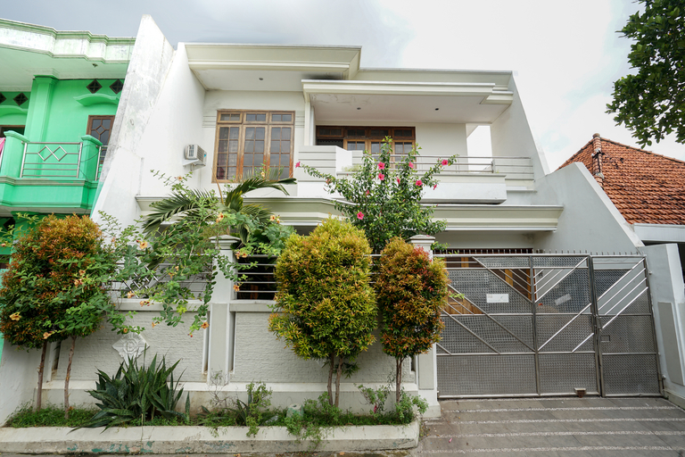 Exterior & Views 4, Bumi Banyu Bening Syariah, Surabaya