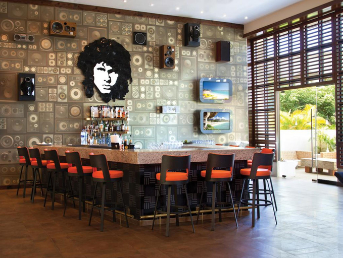 Bar 4, Hard Rock Hotel Riviera Maya Heaven Section AI, Cozumel