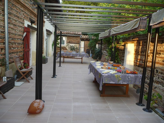 Exterior & Views 2, Domaine De Peyrolade, Haute-Garonne