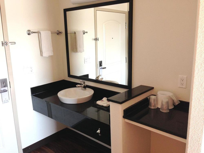 Bathroom 4, Motel 6 Oceanside Marina, San Diego