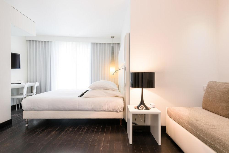 Bedroom 2, Hotel Windsor Grande Plage Biarritz, Pyrénées-Atlantiques