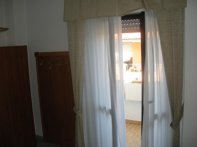 Bedroom 3, Hotel Giada, Teramo