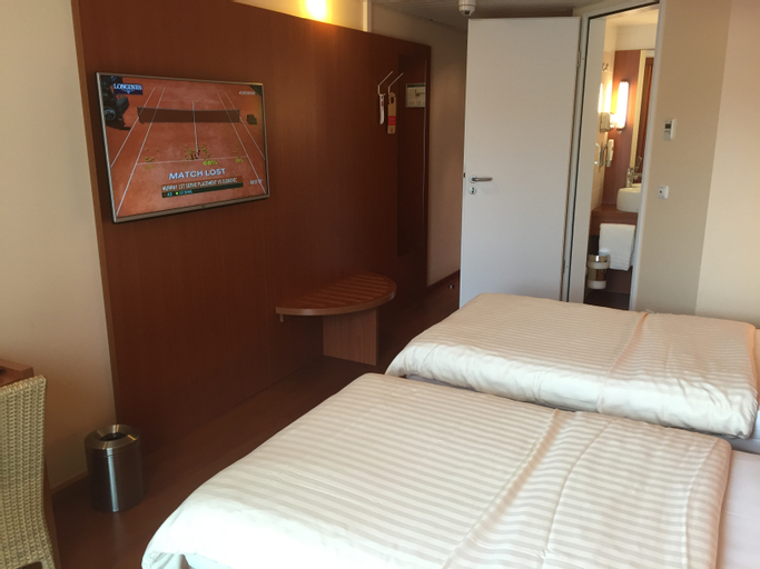 Bedroom 3, Premier Inn Frankfurt City Europaviertel, Frankfurt am Main