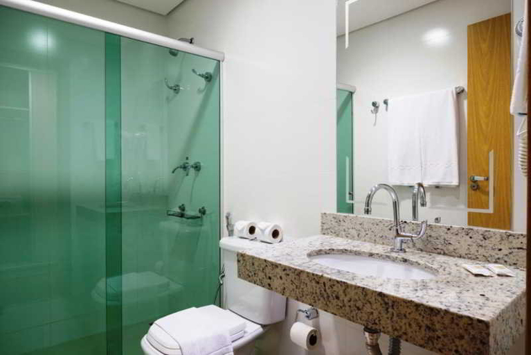 Bathroom 4, Financial, Belo Horizonte
