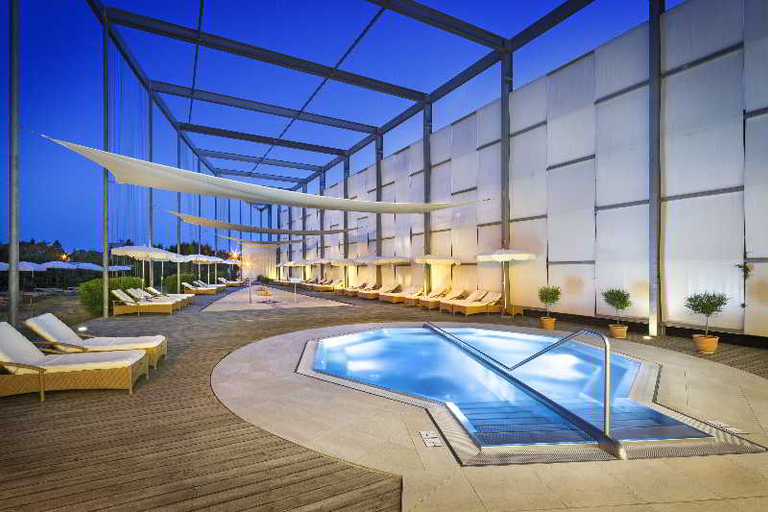 Sport & Beauty 2, Therme Laa Hotel Silent Spa Villas, Mistelbach