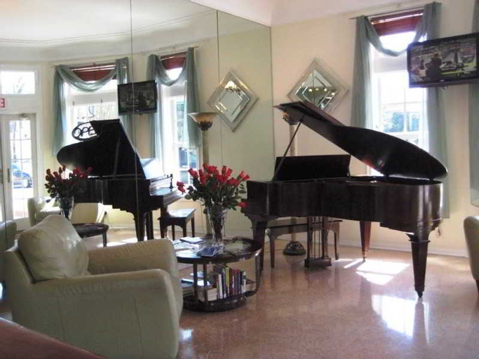 Baltic Hotel, Miami-Dade