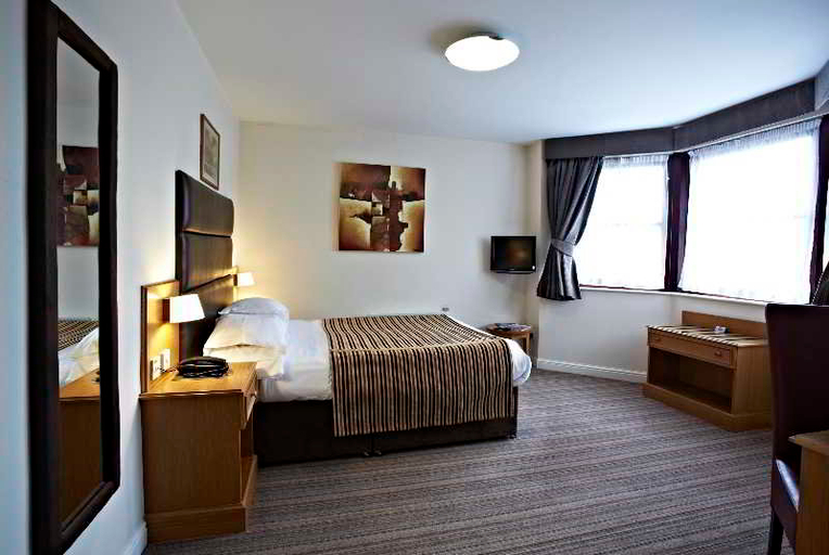 Bedroom 5, Dubrovnik Hotel, Bradford