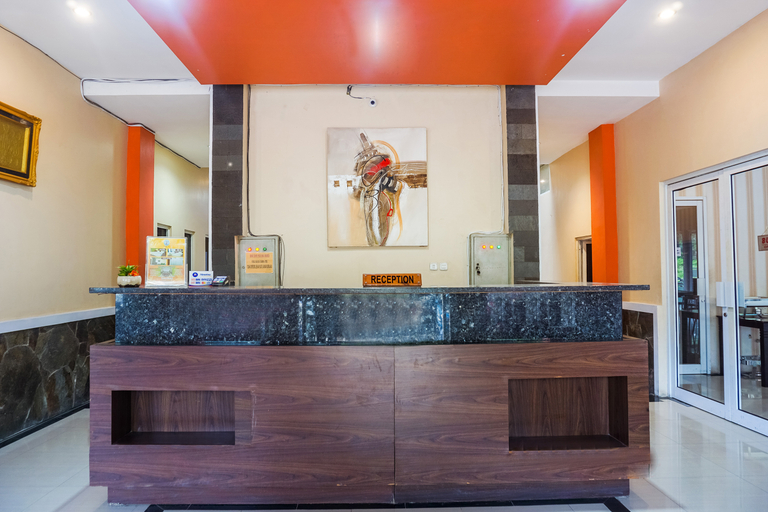 Public Area 3, Hotel Triza, South Pesisir
