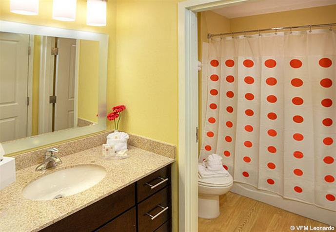 Bathroom, TownePlace Suites by Marriott Aberdeen, Brown